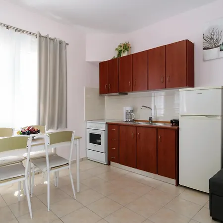 Marianthi's Maisonette Апартаменты Ханья